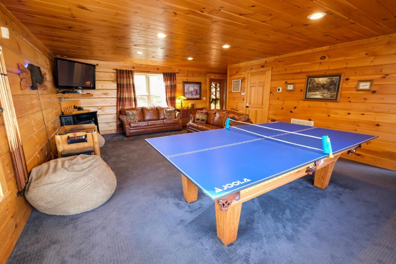 Lazy Bear Lodge Гатлинбург Экстерьер фото